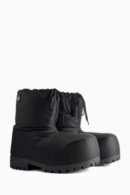 Buy Balenciaga Black Alaska Low Ski Boots in Nylon for Men Online - Main Image