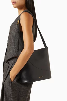 Buy Manu Atelier Black Medium Nova Bucket Bag in Calf Leather for Women Online Ounass Kuwait