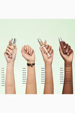 PRADA REVEAL FOUNDATION LW5 30ML Prada Reveal Skin Optimising