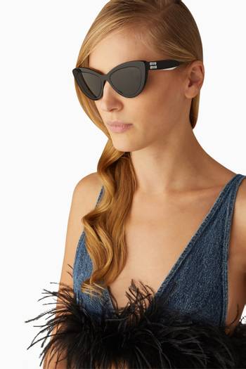 hover state of Cat-eye Sunglasses in Acetate