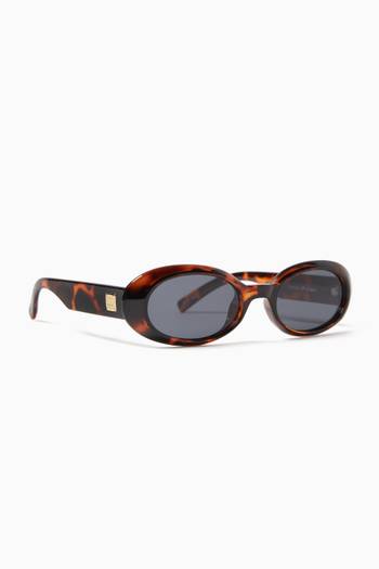 hover state of Work It Oval Sunglasses
