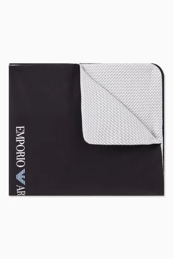 EA Essential Capsule Double-faced Blanket in Cotton    