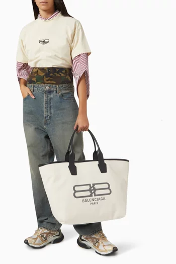 حقيبة يد باريس ايكون كبيرة قنب قطن وجلد عجل بشعار BB