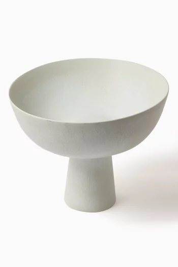 Medium Terra Bowl on Stand in Porcelain