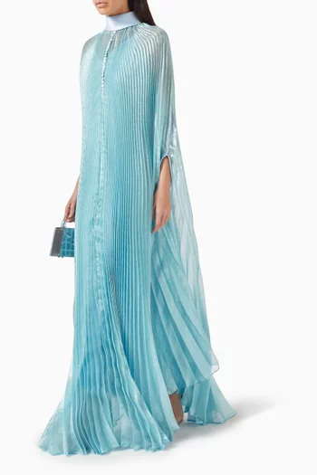 فستان اميليا طويل بكاب مزين بطيات أورجانزا