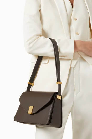 Concerto Shoulder Bag in Leather