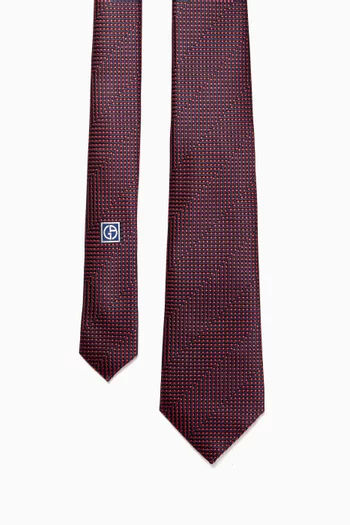 ربطة عنق بنقشة خطوط هندسية حرير