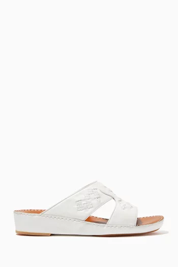 حذاء مفتوح بينينسولا جلد عجل بتصميم مجدول أبيض