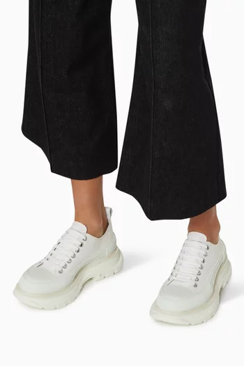 Tread Slick Lace Up in Canvas