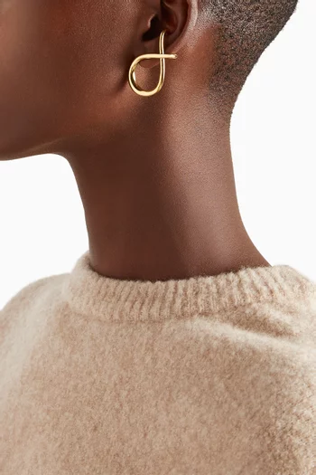 قرط بتصميم متقاطع مطلي بذهب عيار 18