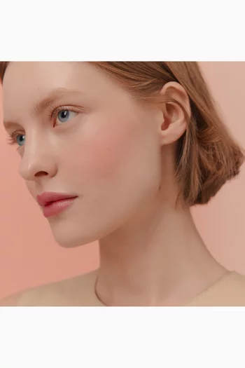 مجموعة Silky Blush، الورديّ الأزرق 28 Rose Plume