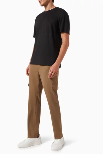 تي شيرت بفتحة رقبة مستديرة كلاسيكية كتان