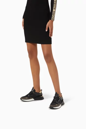 Theo Low-top Sneakers in Logo-canvas & Faux leather