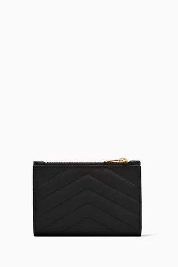 Cassandre Bi-fold Zip Wallet in Matelassé Grain de Poudre Leather        