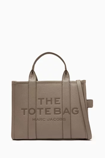 The Medium Traveler Tote Bag in Cow Leather