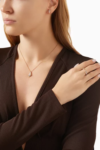 قلادة جونونيا بدلاية مرصعة بالماس ذهب وردي عيار 18