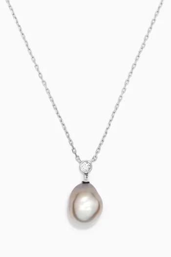 Baroque Pearl Necklace with Diamond in 18kt White Gold