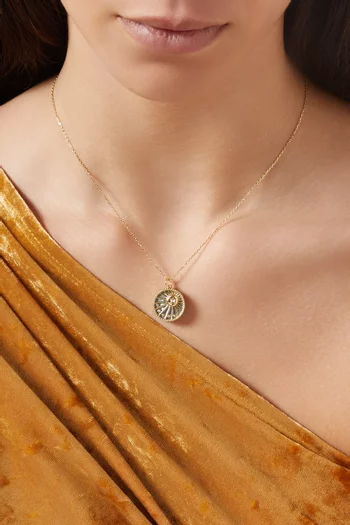 قلادة داي اند نايت بدلاية صغيرة بوجهين مرصعة بماس ذهب عيار 18‏