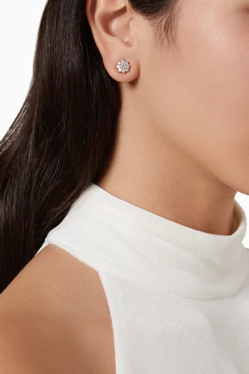 Mini Flower Diamond Stud Earrings in 18kt Gold