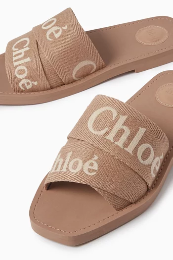 Woody Logo Slides in Linen