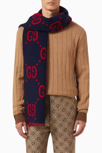 وشاح مزين بنقشة صوف