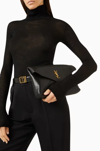 حقيبة كاساندر كبيرة على شكل ظرف جلد ناعم