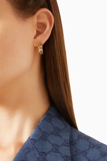 أقراط دائرية بتصميم حروف GUCCI معدن