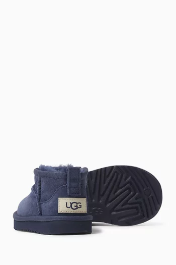 Classic Ultra Mini Boots in Sheepskin