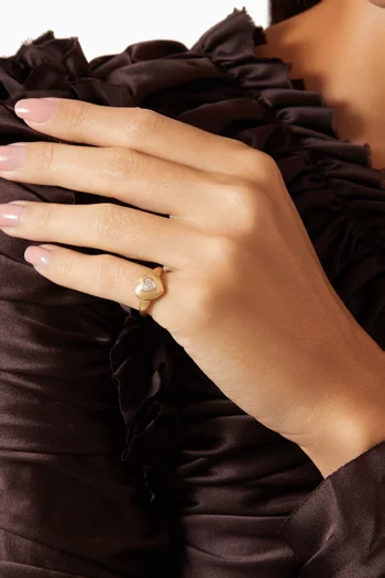 Heart Diamond Pinky Ring in 18kt Yellow Gold