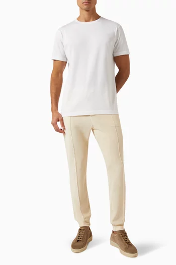 تي شيرت بفتحة رقبة مستديرة قطن مصري