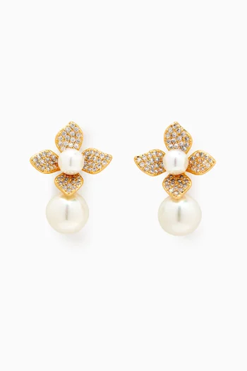Four Leaf Pearl Stud Earrings in 14kt Gold-plated Brass