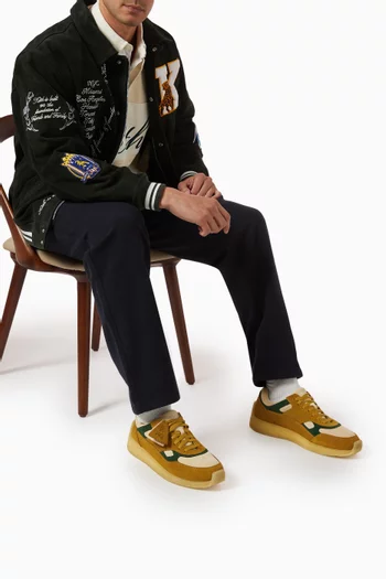 Clarks Original 8th St Lockhill Sneakers in Suede