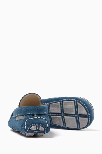 Contrast-stitch Loafers in Suede
