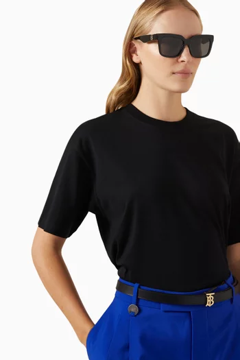 نظارة شمسية بإطار مربع أسيتات