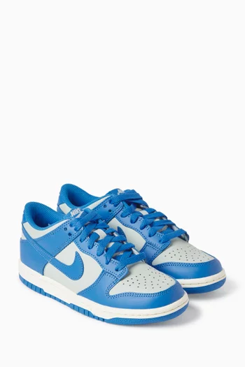 سنيكرز دانك أسفل الكاحل جلد