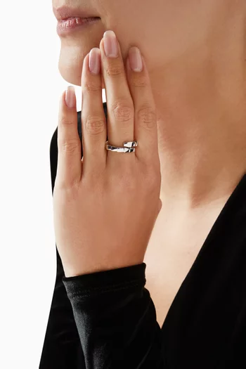 خاتم سيربنتي فايبر ذهب أبيض عيار 18