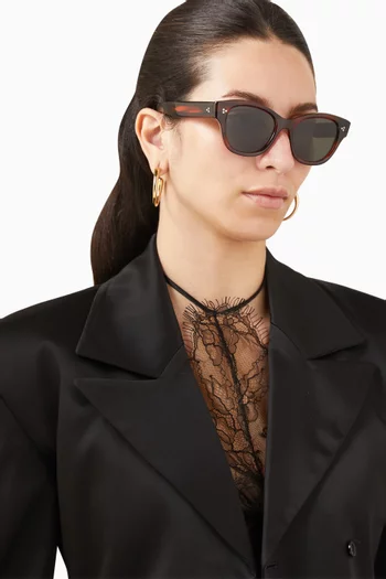 Oliver Peoples Roella Sunglasses in Acetate