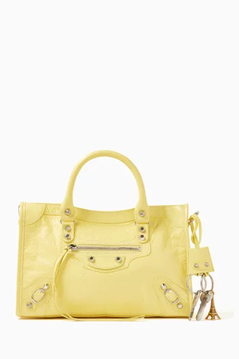 Le City Eiffel Charm in Arena Lambskin