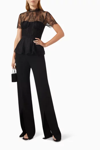 بلوزة كيلاني بصدرية دانتيل