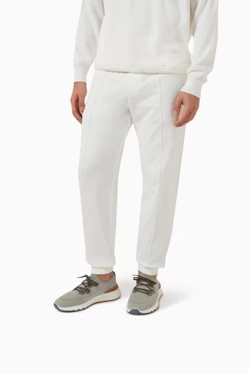 Low Top Sneakers in Knit Mesh
