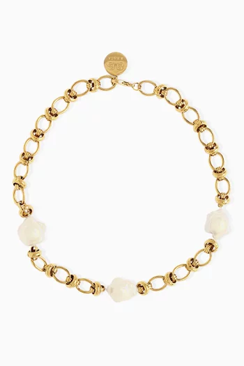 Mira Flower Pearl Necklace in 18kt Gold-plating