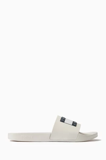 Essential Logo Pool Slides in Rubber-blend
