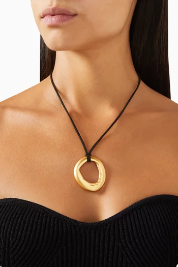 قلادة بتصميم حبل ودلاية ميني