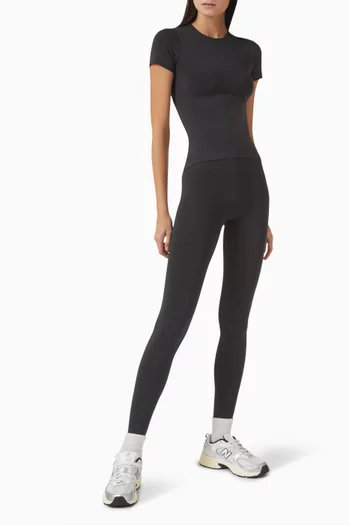 Soft Smoothing Seamless Leggings in Stretch-nylon