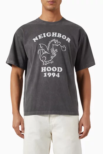 تي شيرت بطبعة شعار الماركة قطن