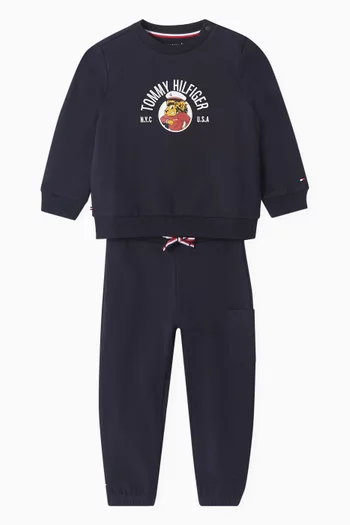 Two piece tommy hilfiger outfit 2025