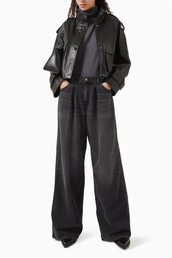 جاكيت لينا بسحّاب جلد ماعز