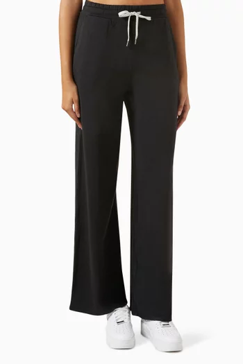 Halo Essential Wide-leg Pants in DreamKnit™