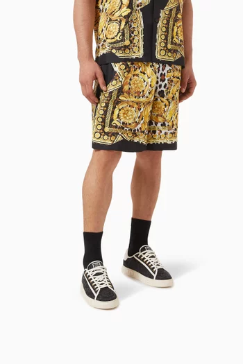 سنيكرز بنقشة باروكو وغريكا