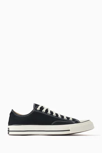 Chuck 70 Low-top Sneakers in Canvas